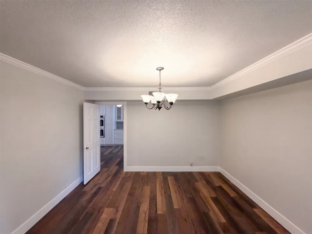 923 S Lindsay Street Gainesville, TX 76240