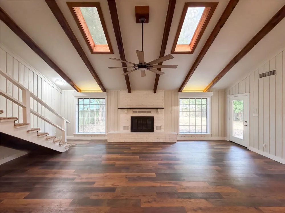 923 S Lindsay Street Gainesville, TX 76240