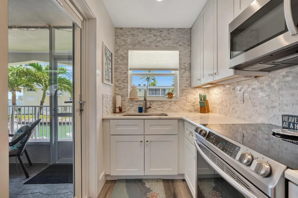 110 SHORE COURT #201 North Palm Beach, FL 33408