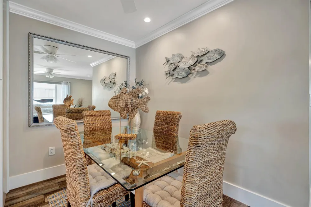 110 SHORE COURT #201 North Palm Beach, FL 33408
