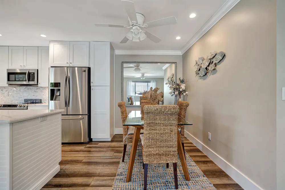 110 SHORE COURT #201 North Palm Beach, FL 33408