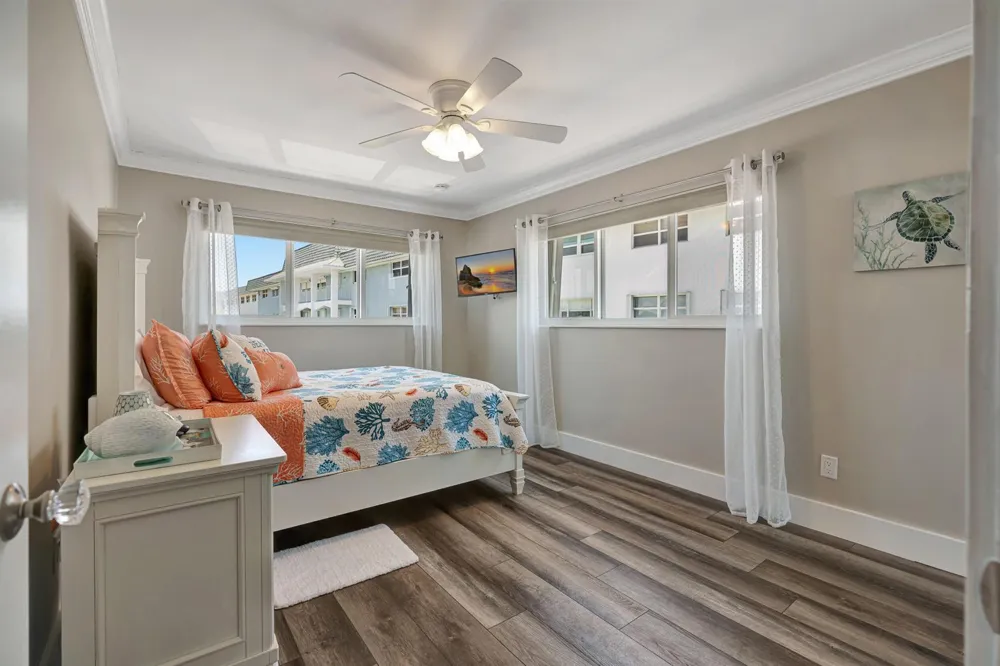 110 SHORE COURT #201 North Palm Beach, FL 33408