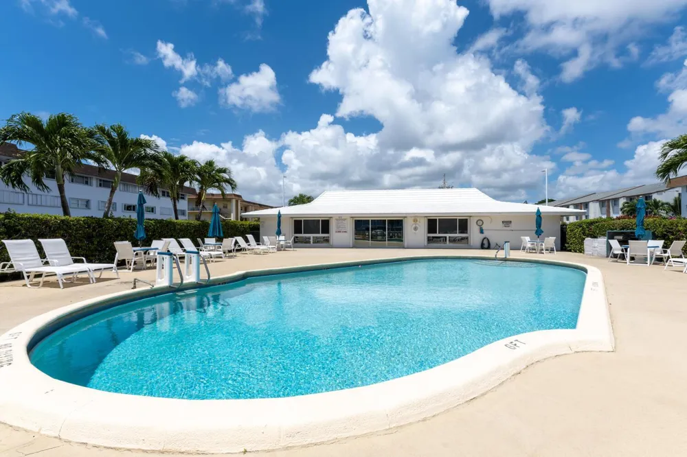 110 SHORE COURT #201 North Palm Beach, FL 33408
