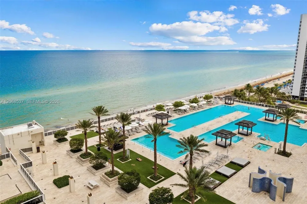 1830 S Ocean Dr #1912 Hallandale Beach, FL 33009