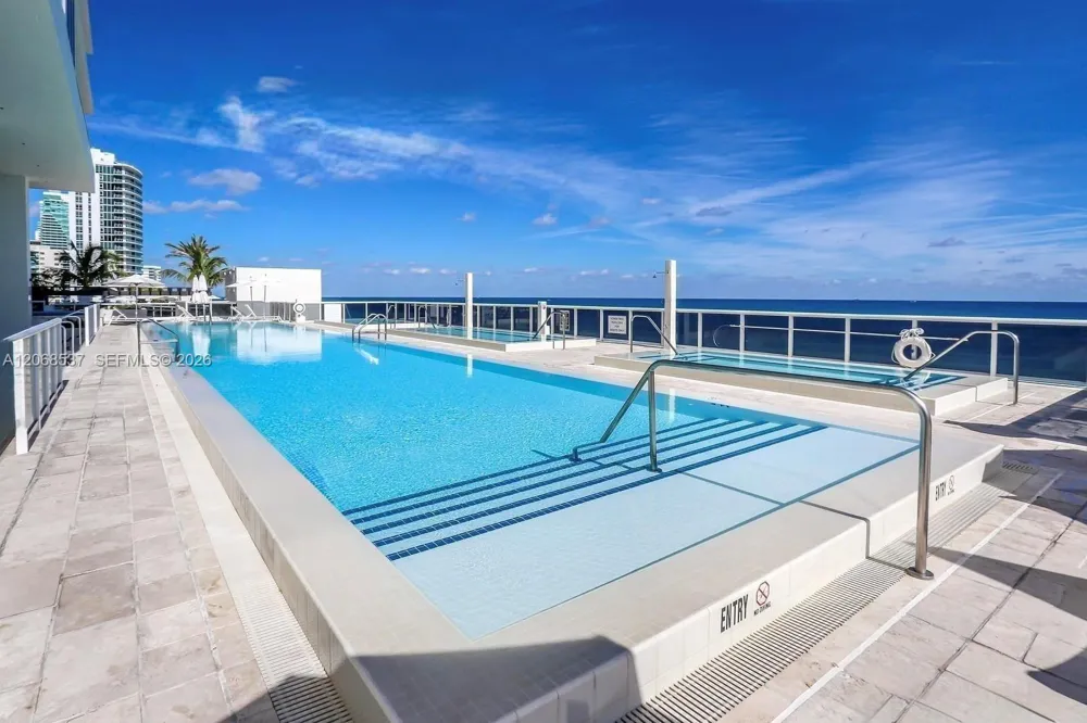 1830 S Ocean Dr #1912 Hallandale Beach, FL 33009