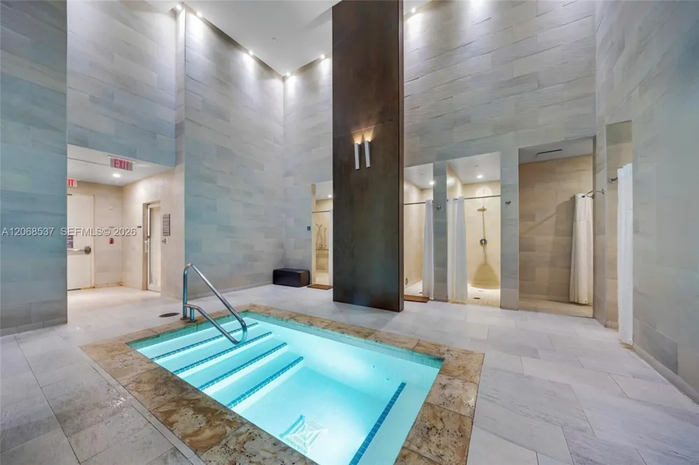 1830 S Ocean Dr #1912 Hallandale Beach, FL 33009