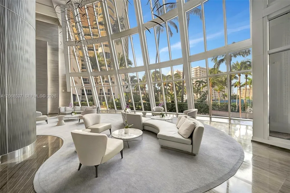 1830 S Ocean Dr #1912 Hallandale Beach, FL 33009