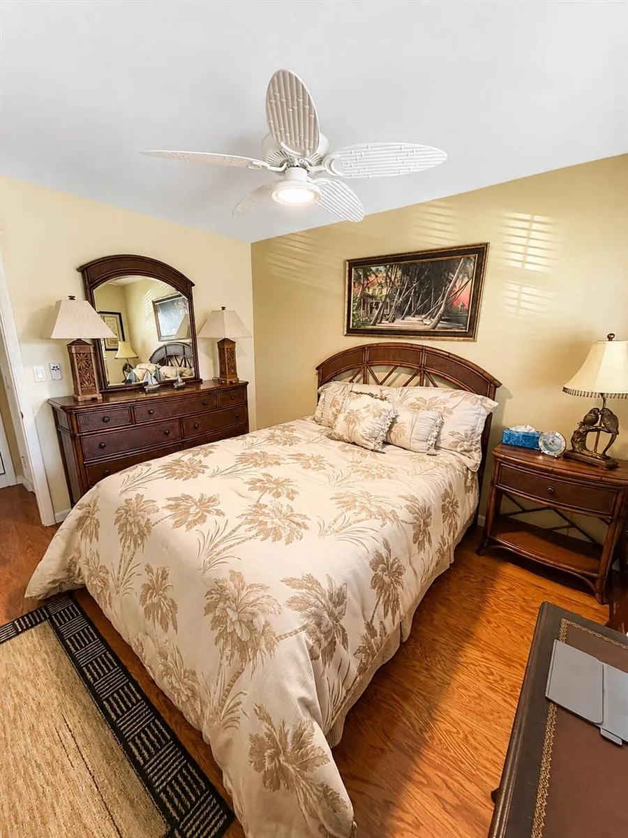 68 YACHT CLUB DRIVE #22 North Palm Beach, FL 33408