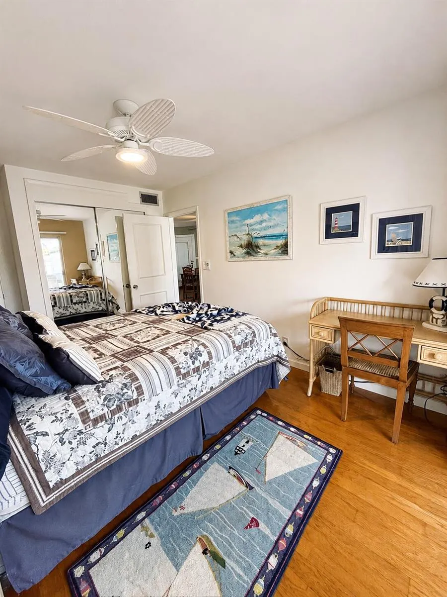 68 YACHT CLUB DRIVE #22 North Palm Beach, FL 33408