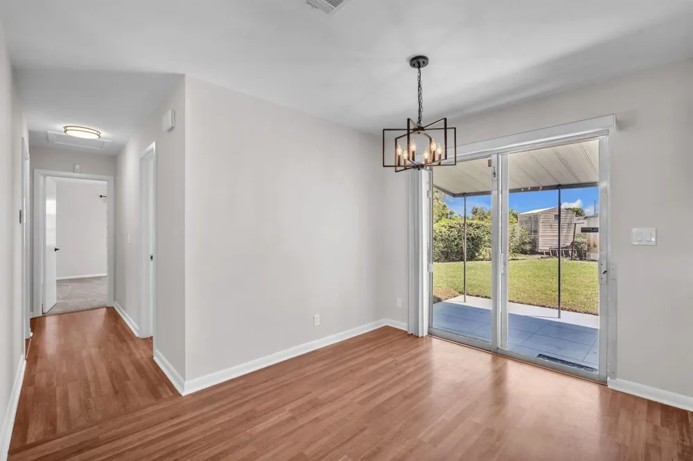 145 Greenbrier Drive Palm Springs, FL 33461