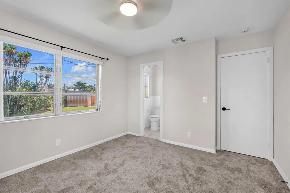 145 Greenbrier Drive Palm Springs, FL 33461