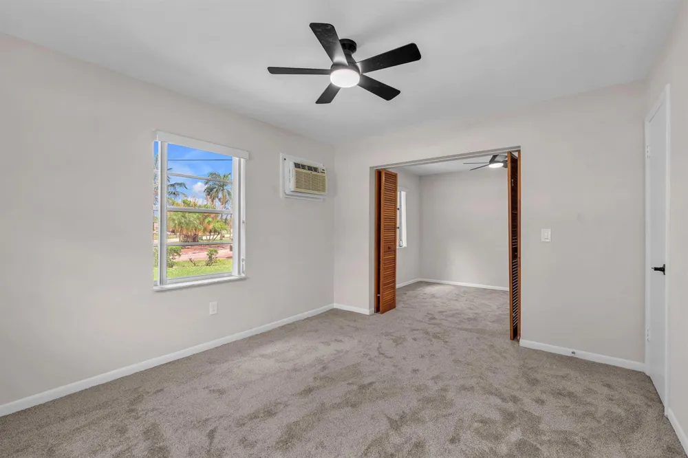 145 Greenbrier Drive Palm Springs, FL 33461