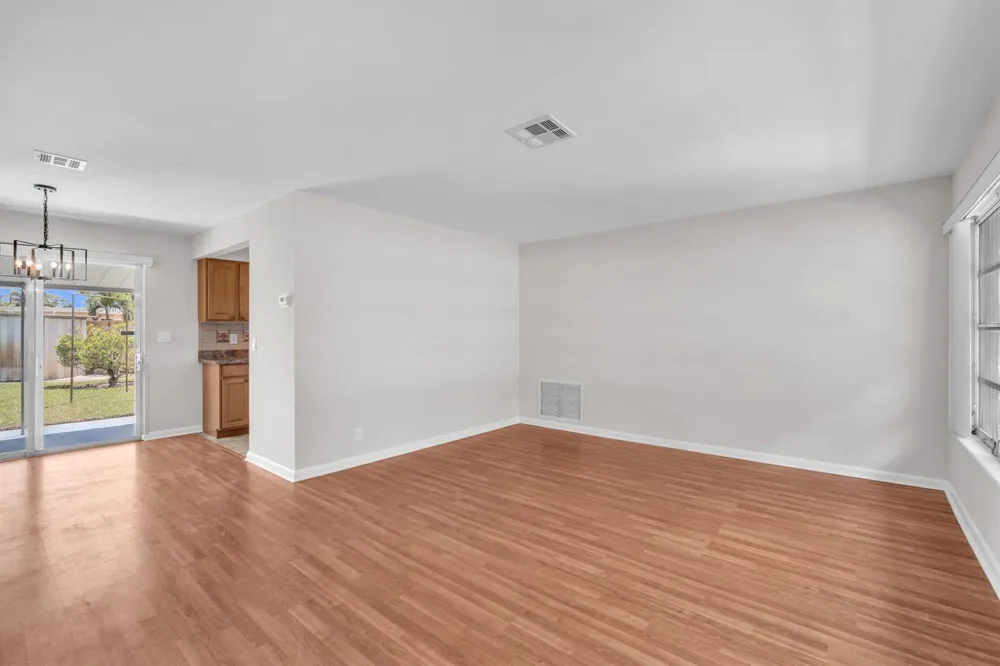145 Greenbrier Drive Palm Springs, FL 33461