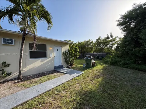 305 NW 1st Ave #4