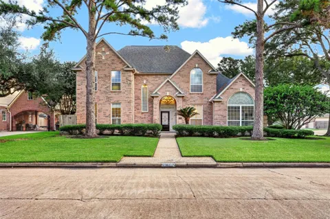 19602 Laurel Park Lane