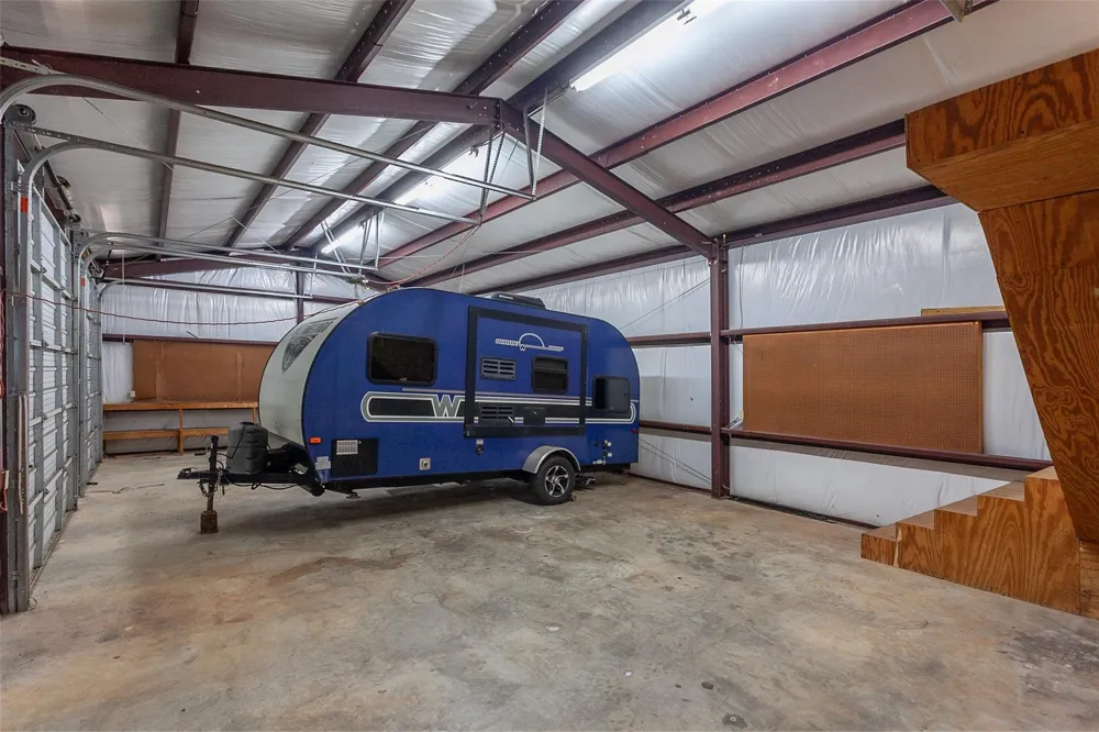 2220 Fm-1013 Hillister, TX 77624