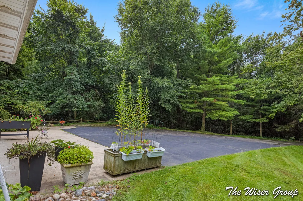 14761 Trillium Drive Augusta, MI 49012