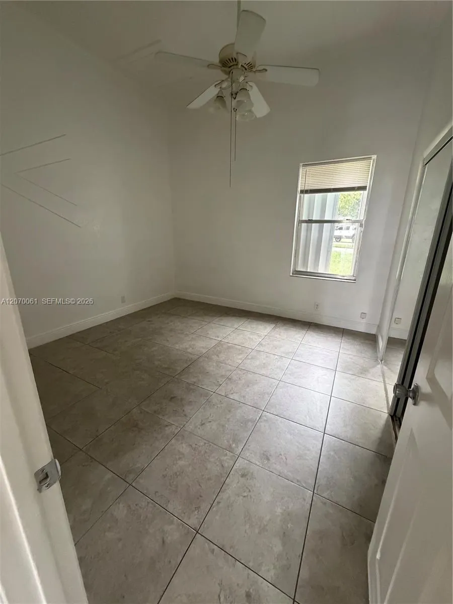 410 58th Ave #S Hollywood, FL 33021