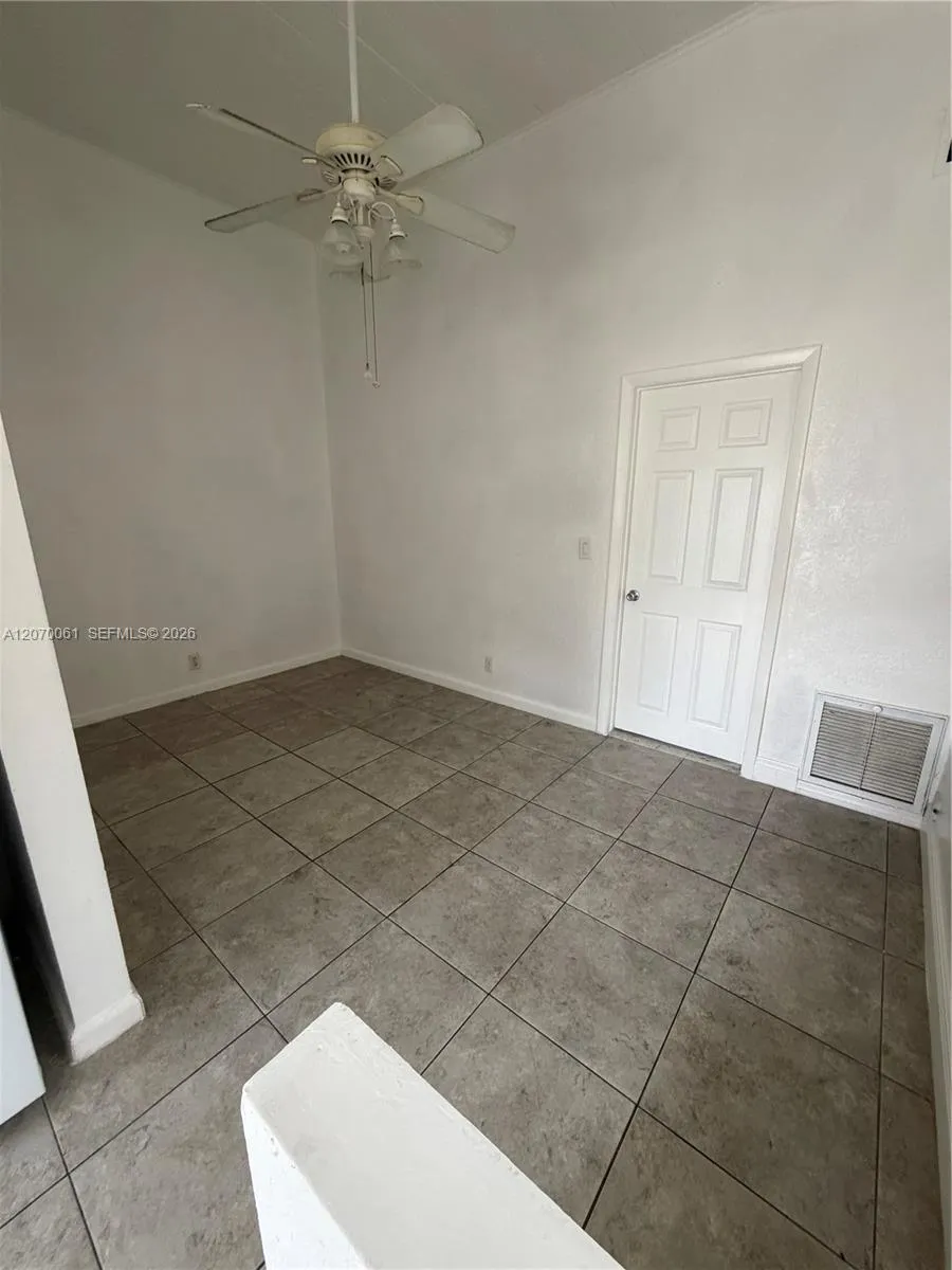 410 58th Ave #S Hollywood, FL 33021