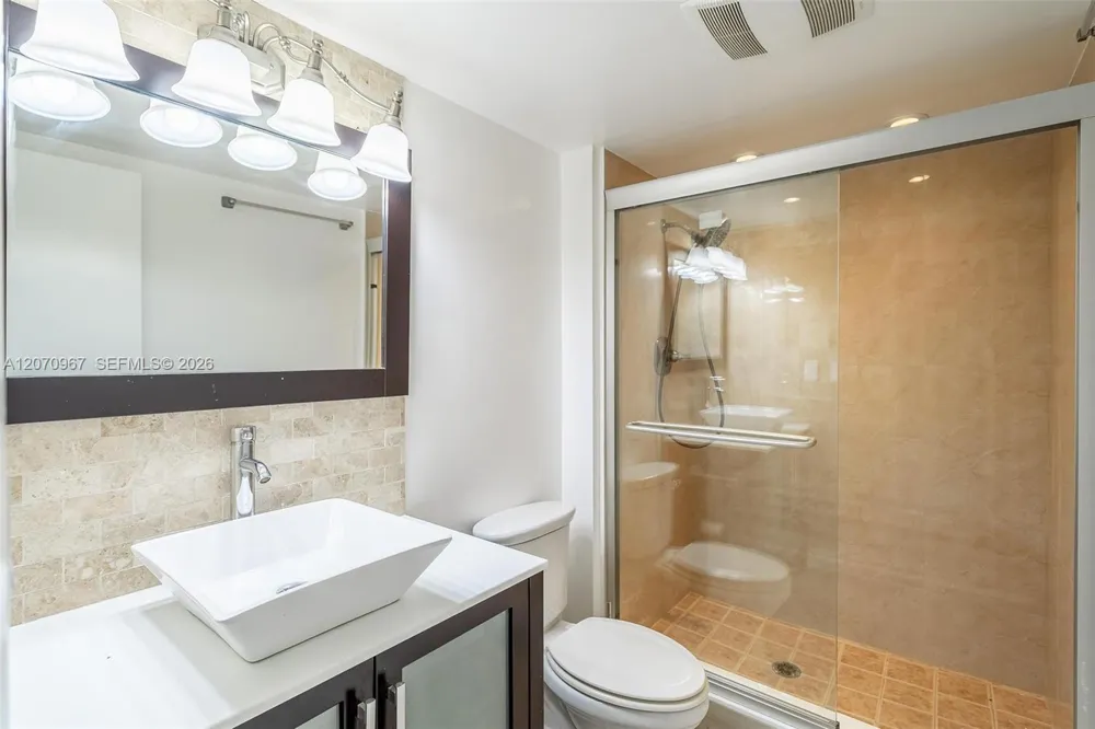 20347 W Country Club Dr #TH15 Aventura, FL 33180
