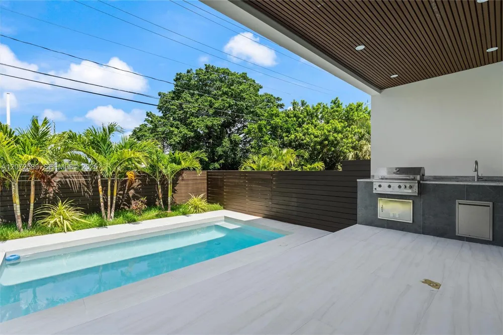 1319 NE 13th Ave #1319 Fort Lauderdale, FL 33304
