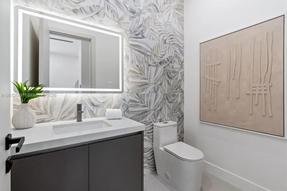 1319 NE 13th Ave #1319 Fort Lauderdale, FL 33304