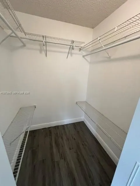 6288 NW 186th St #109 Hialeah, FL 33015
