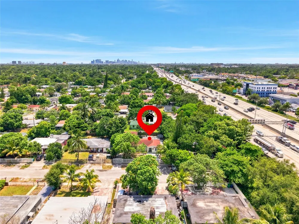 596 NW 109th St #1 Miami, FL 33168