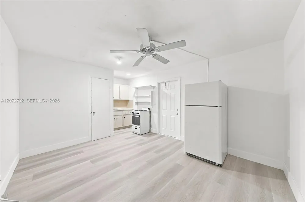596 NW 109th St #1 Miami, FL 33168