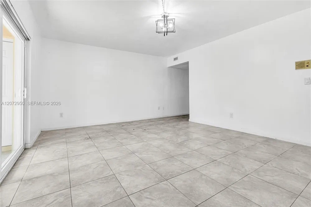 7407 Big Cypress Dr Miami Lakes, FL 33014