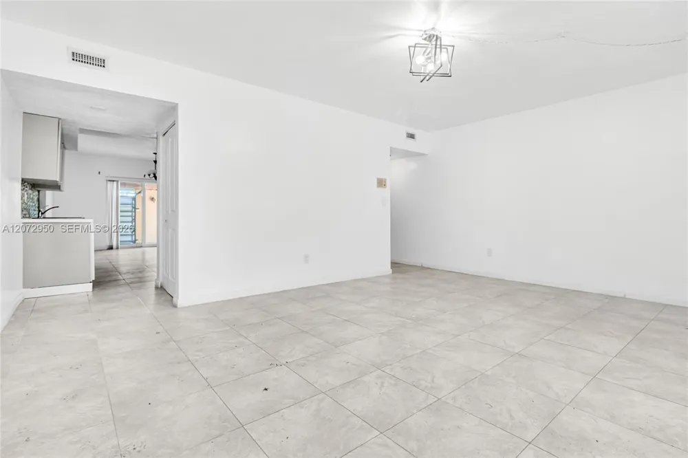7407 Big Cypress Dr Miami Lakes, FL 33014