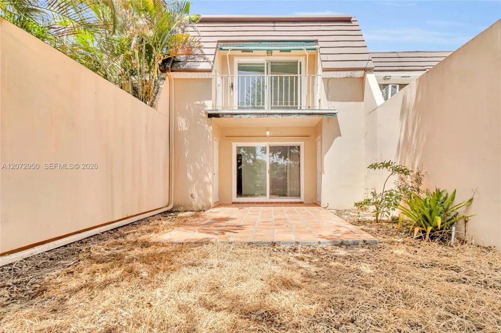 7407 Big Cypress Dr Miami Lakes, FL 33014