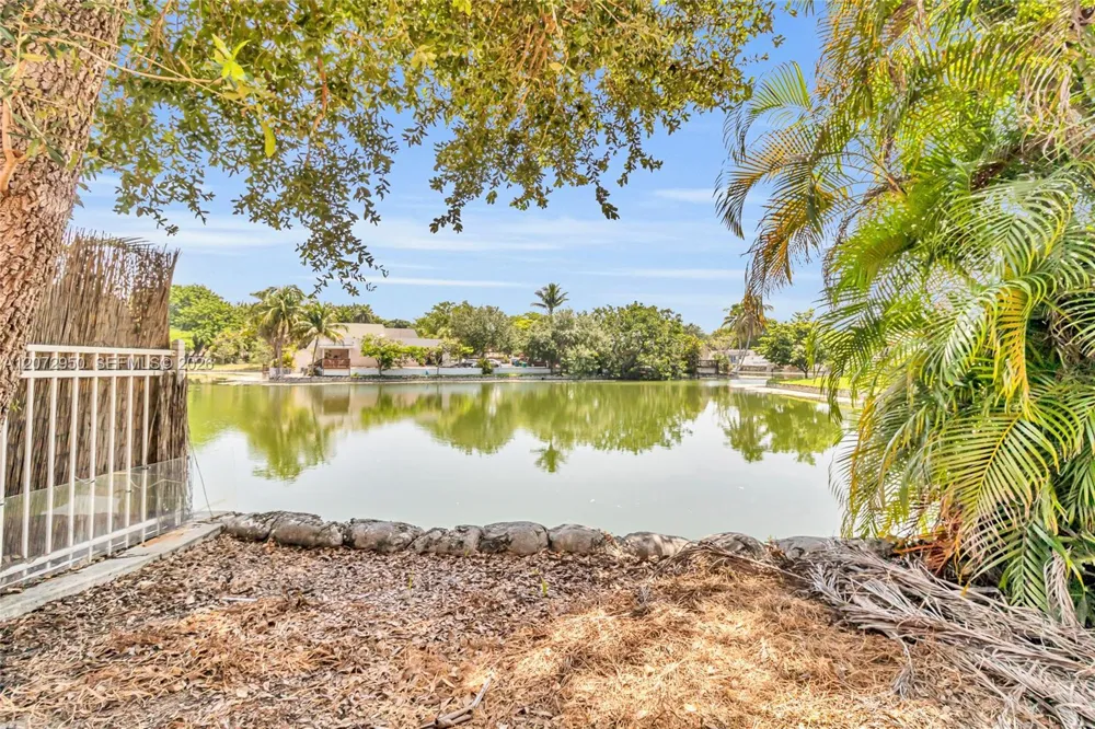 7407 Big Cypress Dr Miami Lakes, FL 33014