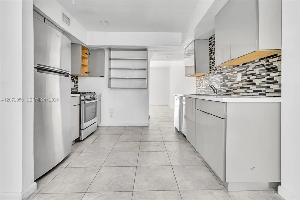 7407 Big Cypress Dr Miami Lakes, FL 33014