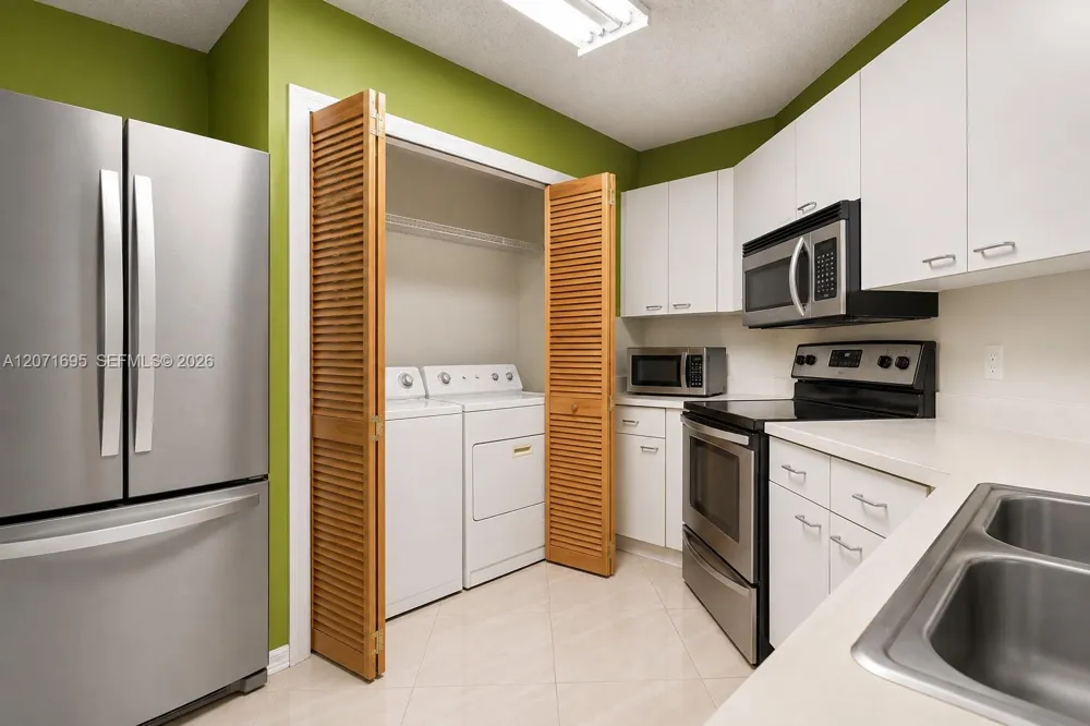6276 NW 186th ST #305 Hialeah, FL 33015