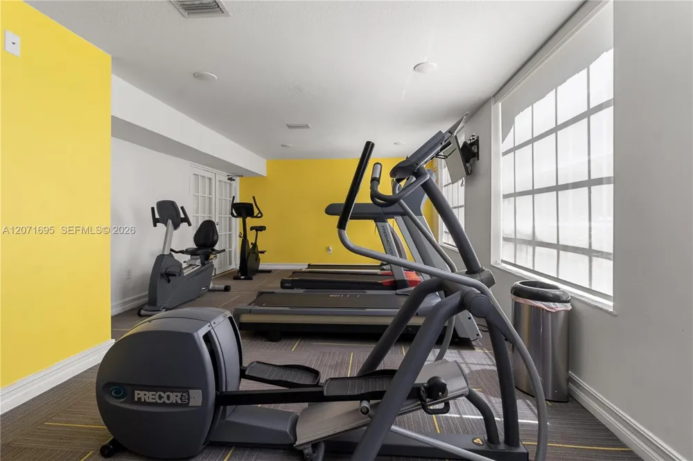 6276 NW 186th ST #305 Hialeah, FL 33015