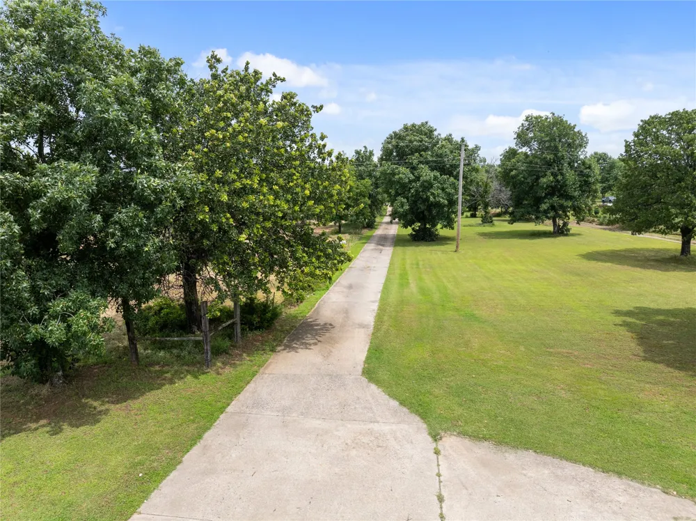 10865 E 258th Street S Porum, OK 74455