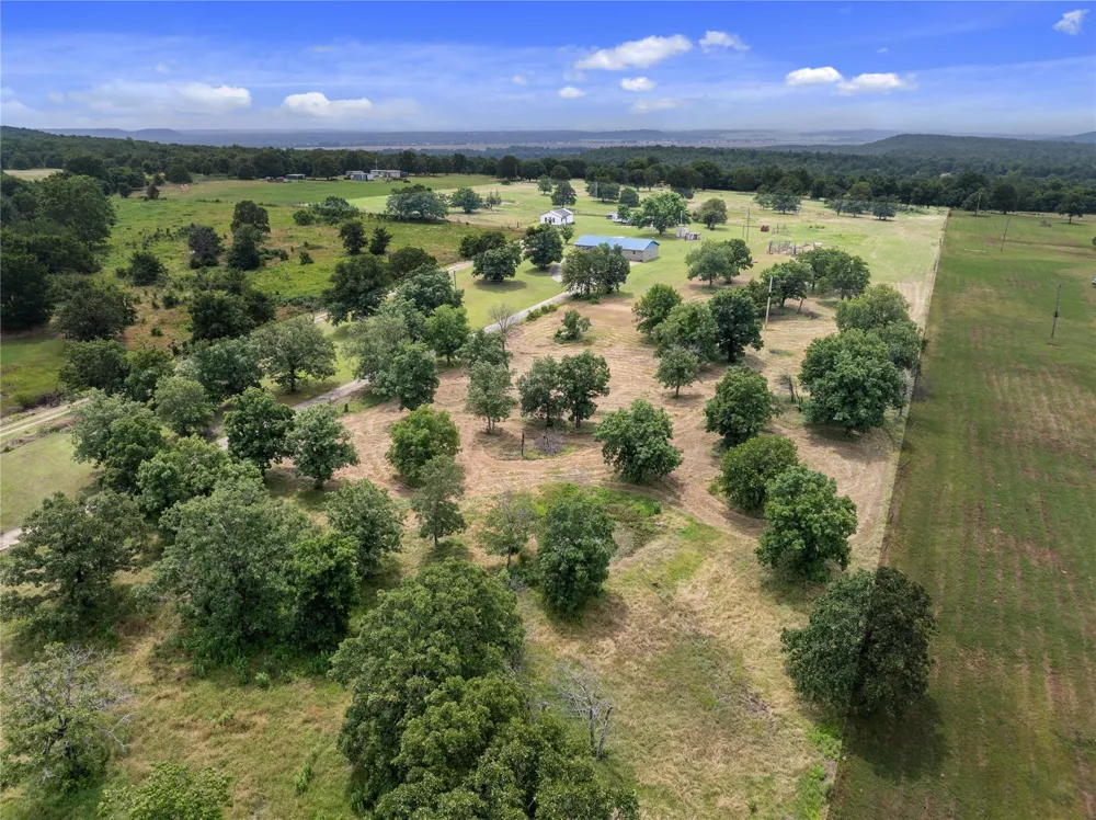10865 E 258th Street S Porum, OK 74455
