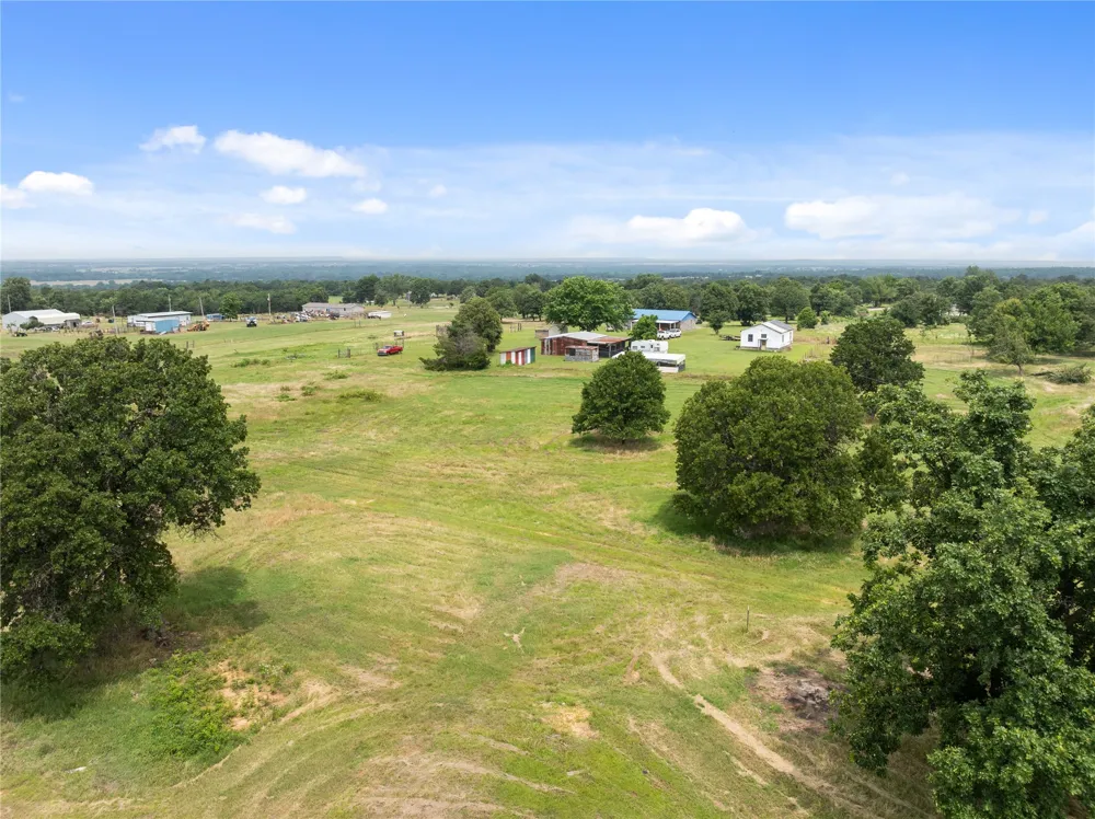 10865 E 258th Street S Porum, OK 74455