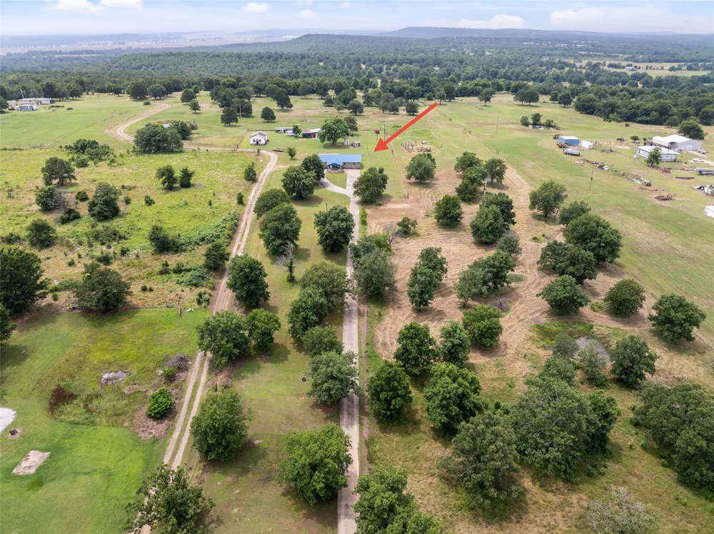 10865 E 258th Street S Porum, OK 74455