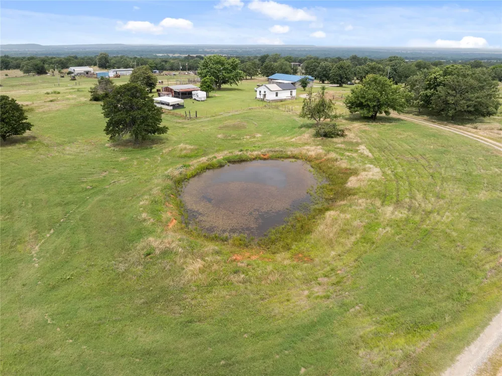 10865 E 258th Street S Porum, OK 74455