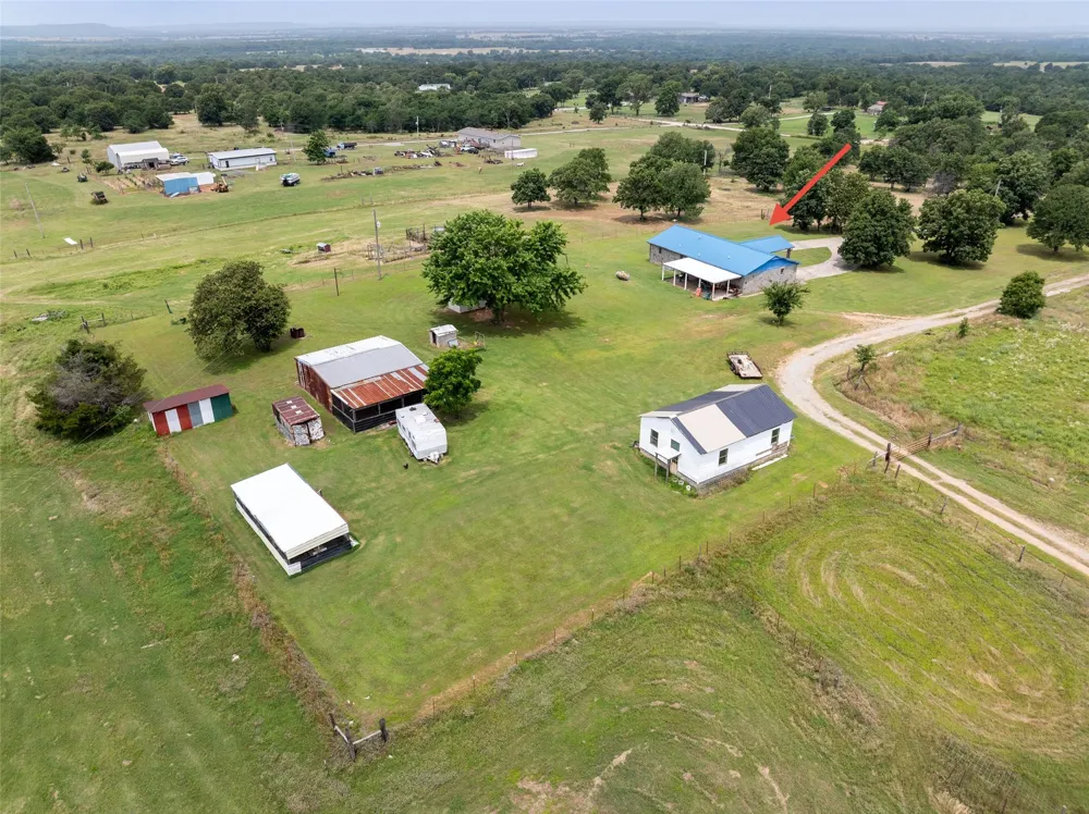 10865 E 258th Street S Porum, OK 74455