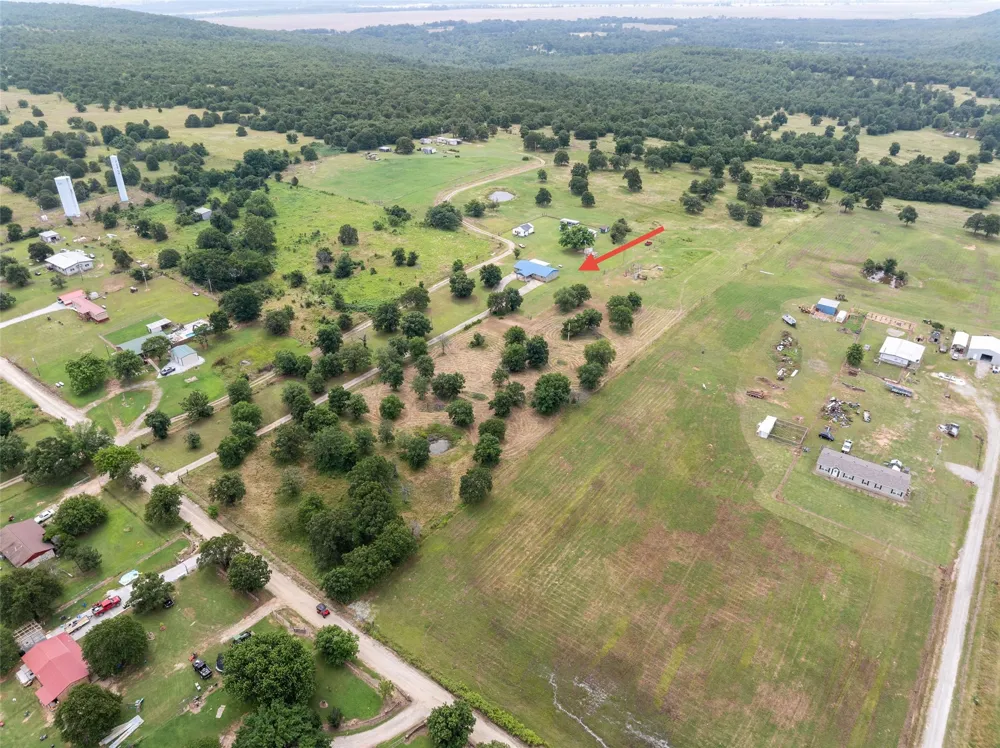10865 E 258th Street S Porum, OK 74455