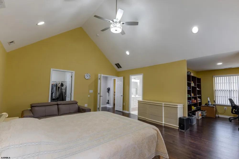 800 Curran Ct Galloway Township, NJ 08205