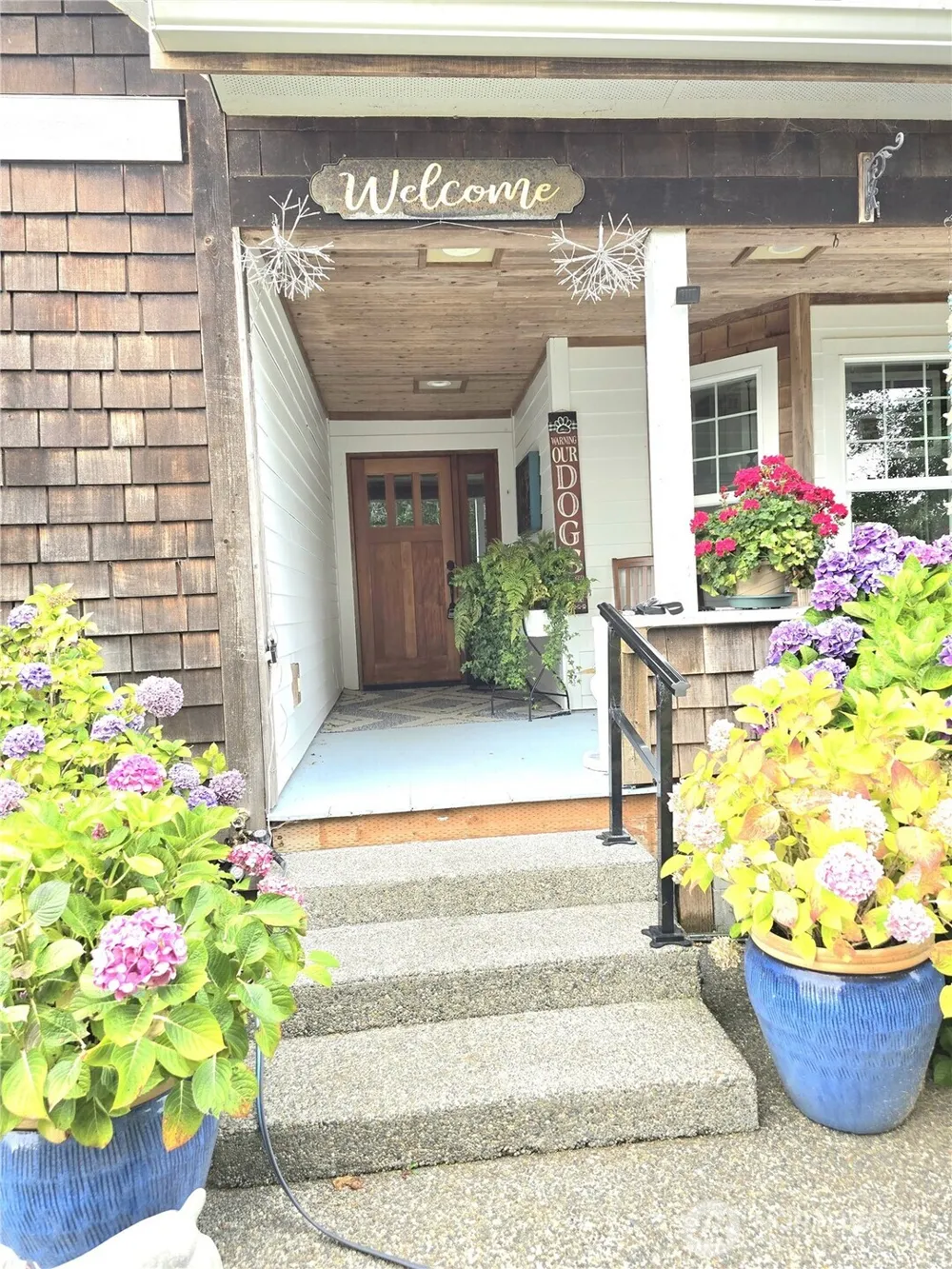 620 State RT 101 Chinook, WA 98614