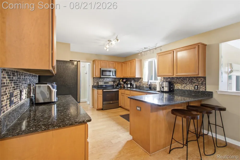 15770 E 14 Mile Road Fraser City, MI 48026