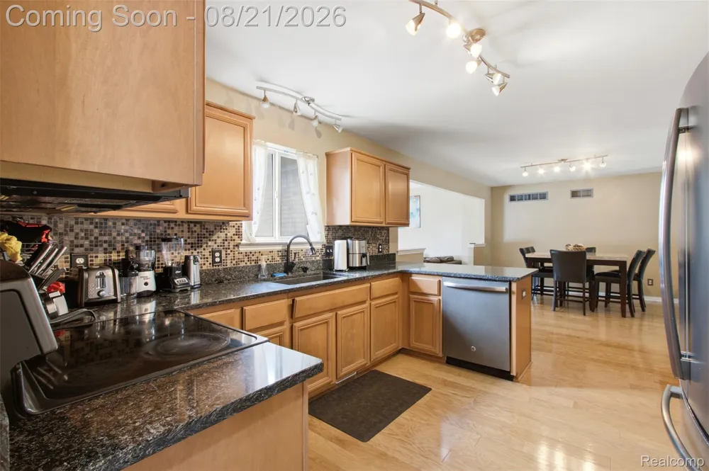 15770 E 14 Mile Road Fraser City, MI 48026