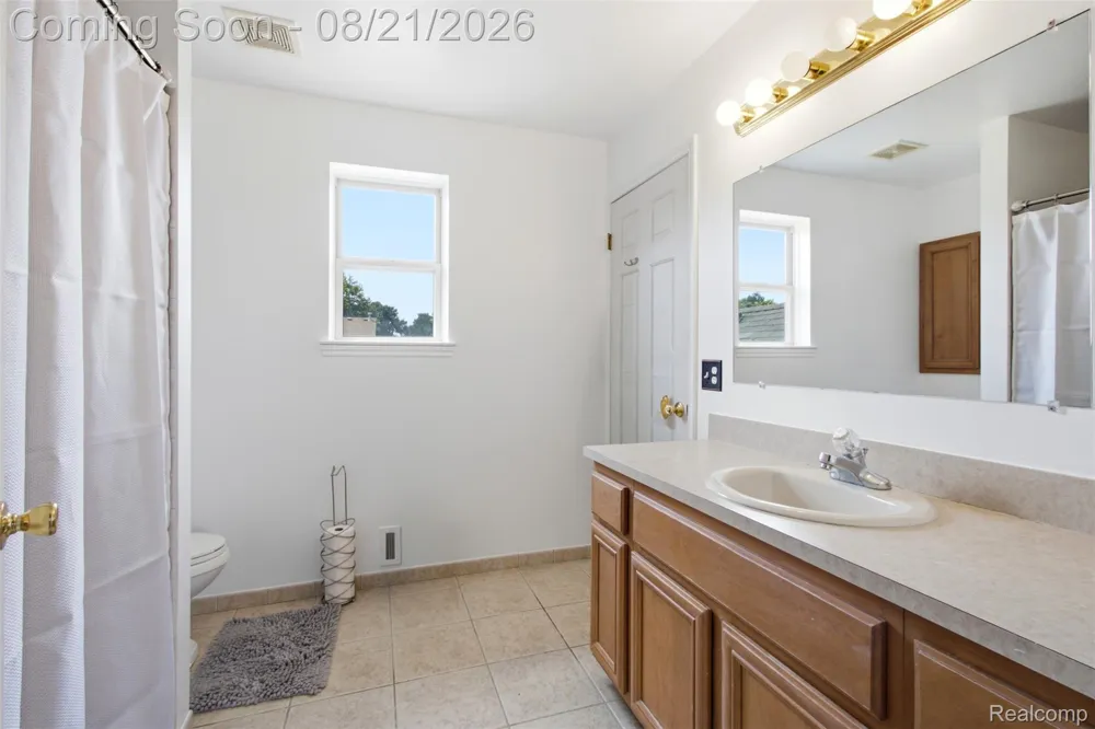 15770 E 14 Mile Road Fraser City, MI 48026