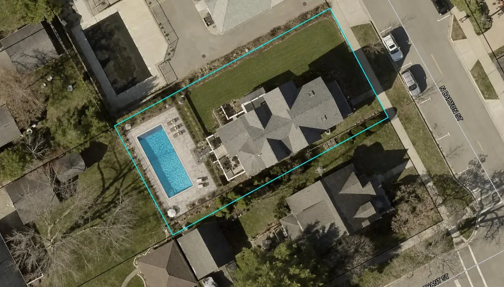 108 Barton Street New Buffalo City, MI 49117