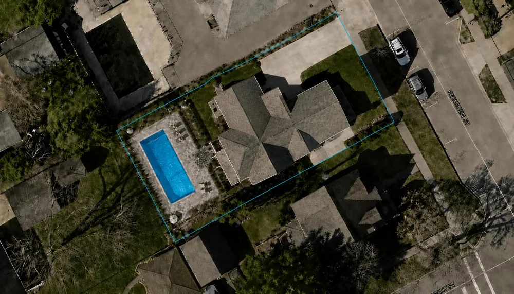 108 Barton Street New Buffalo City, MI 49117
